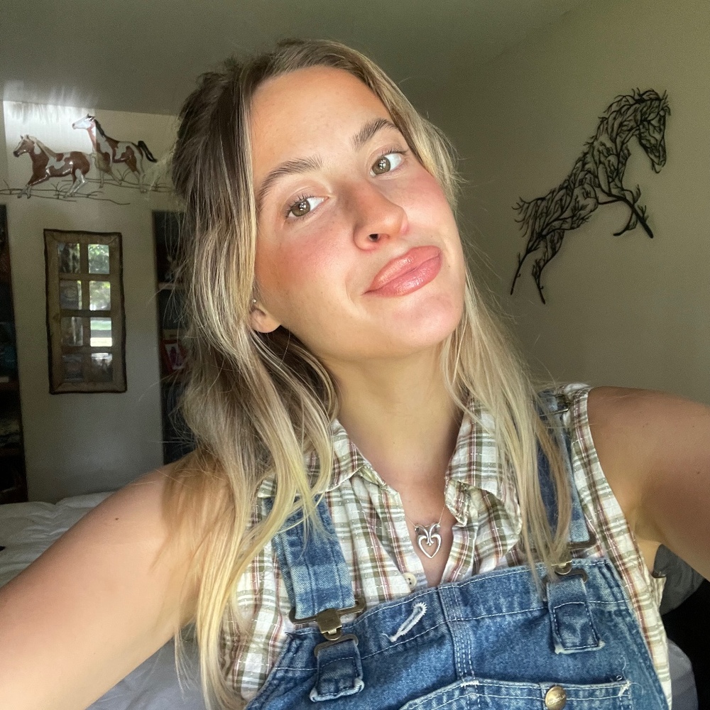 Meet your Posher, Sophia